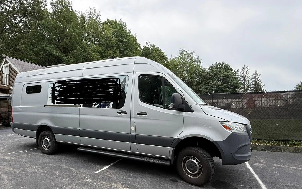 2023 Mercedes-Benz VS30 Sprinter - Image 3 of 12