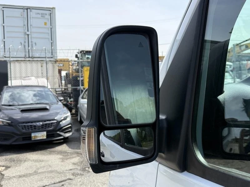 2023 Mercedes-Benz VS30 Sprinter - Image 18 of 19