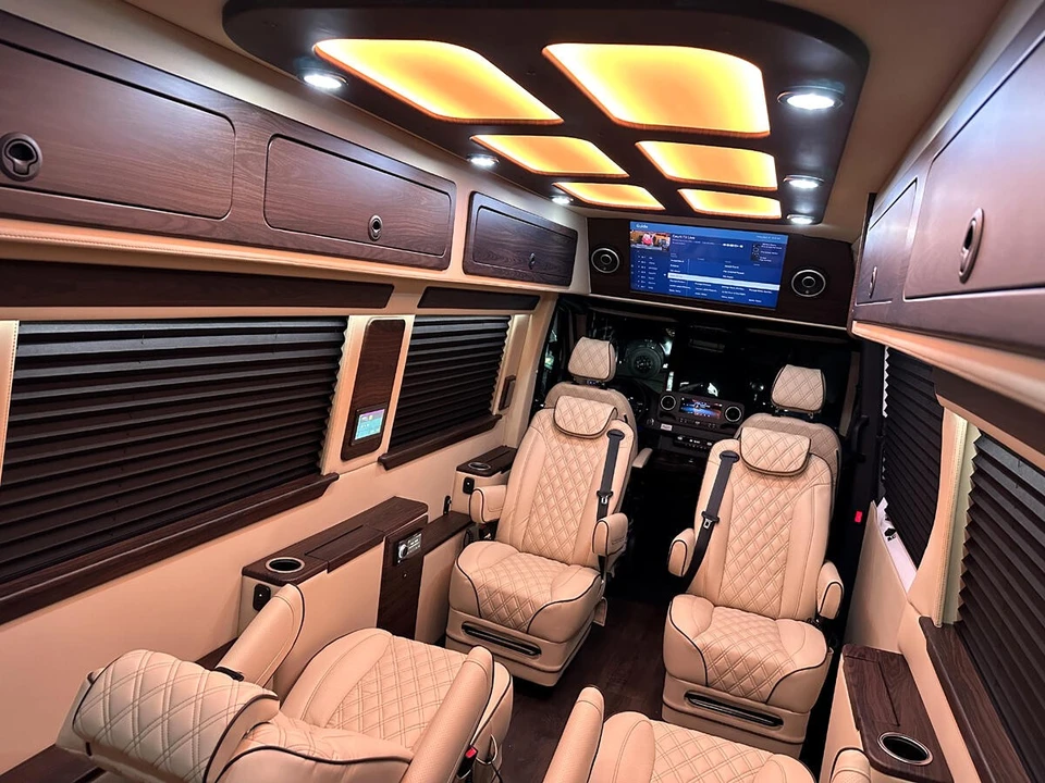 2023 Mercedes-Benz VS30 Sprinter - Image 20 of 21