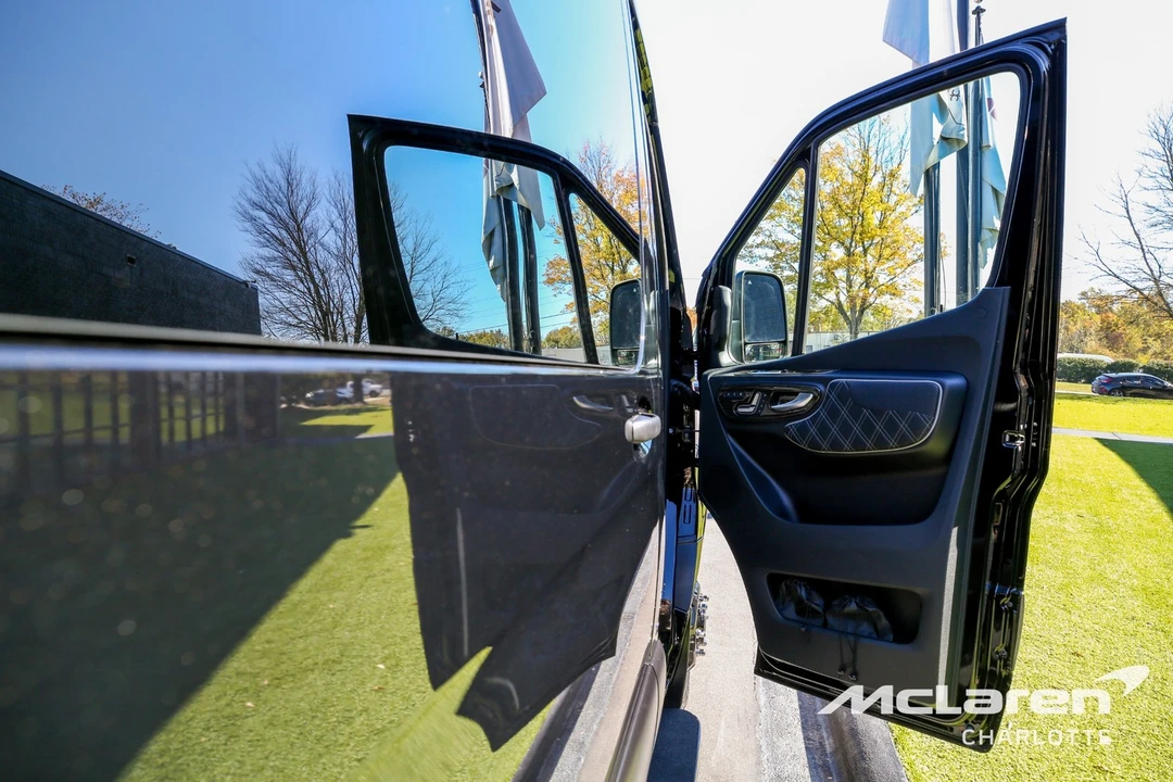 2023 Mercedes-Benz VS30 Sprinter - Image 13 of 21