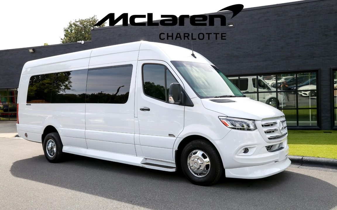 2023 Mercedes-Benz VS30 Sprinter - Image 2 of 21