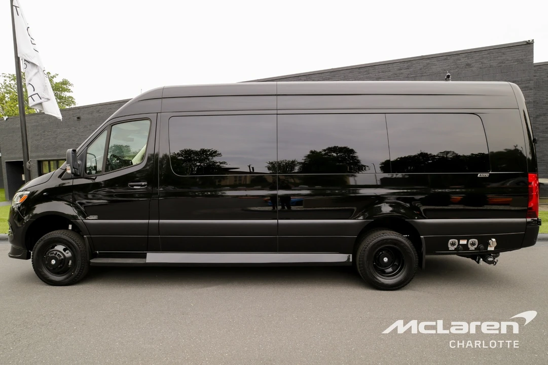 2023 Mercedes-Benz VS30 Sprinter - Image 3 of 21