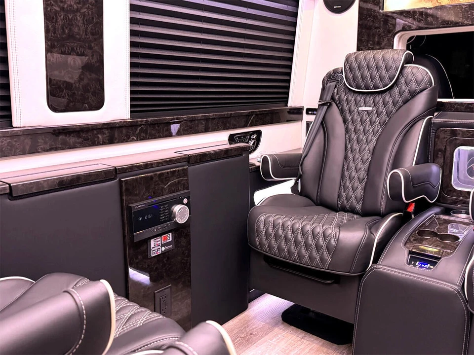 2023 Mercedes-Benz VS30 Sprinter - Image 22 of 31