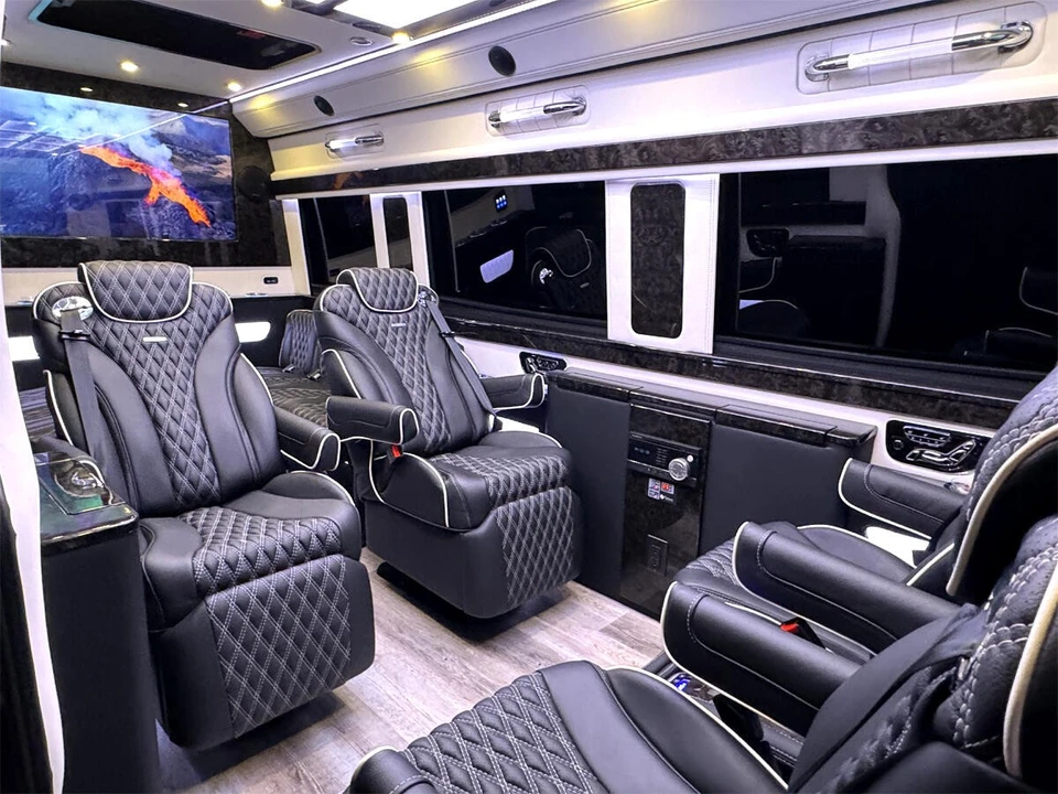 2023 Mercedes-Benz VS30 Sprinter - Image 12 of 21
