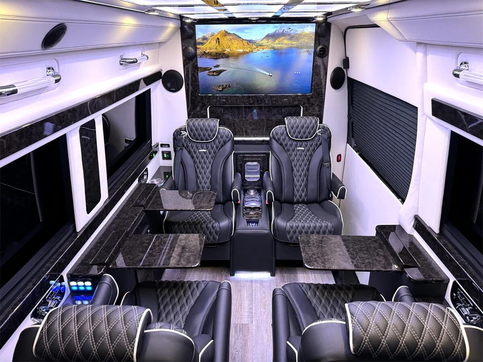 2023 Mercedes-Benz VS30 Sprinter - Image 14 of 21