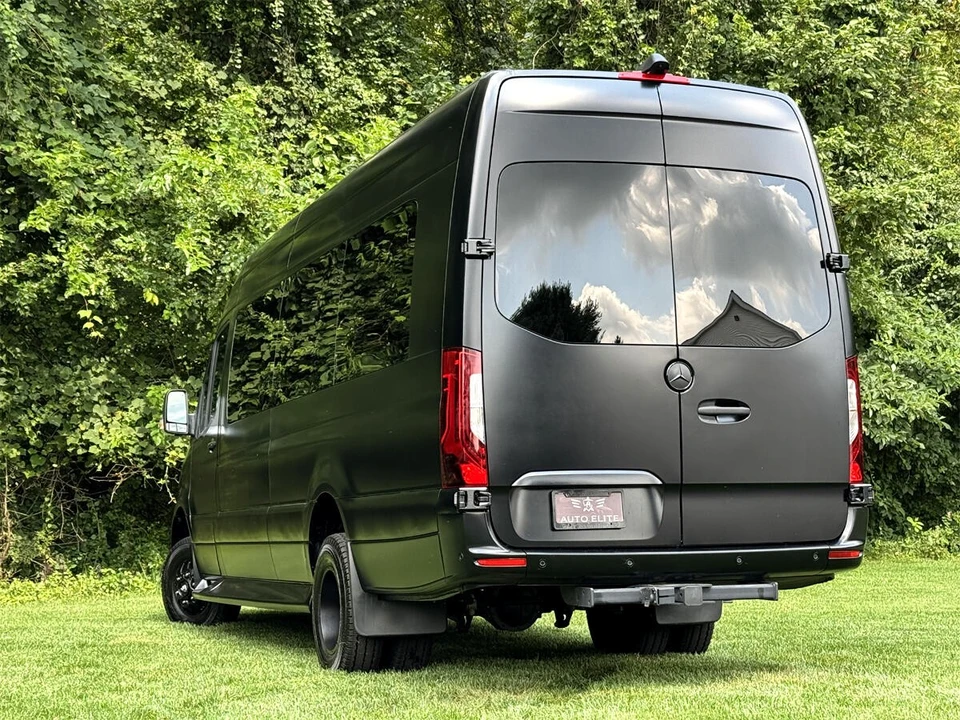2023 Mercedes-Benz VS30 Sprinter - Image 4 of 12