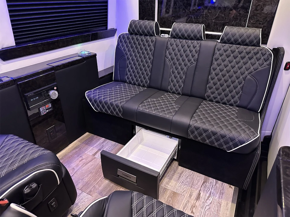 2023 Mercedes-Benz VS30 Sprinter - Image 15 of 21