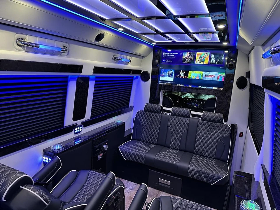 2023 Mercedes-Benz VS30 Sprinter - Image 14 of 21