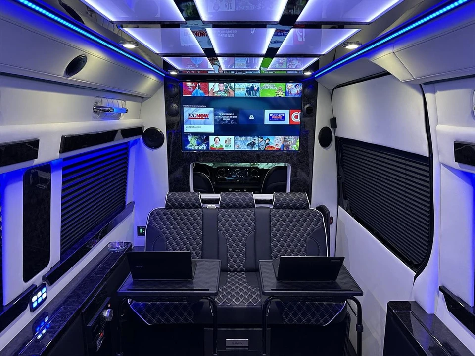 2023 Mercedes-Benz VS30 Sprinter - Image 16 of 21