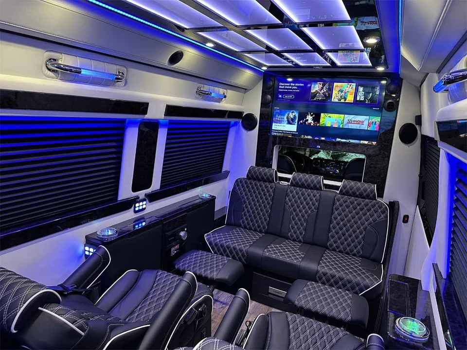 2023 Mercedes-Benz VS30 Sprinter - Image 11 of 21