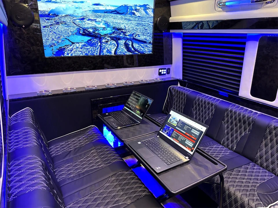 2023 Mercedes-Benz VS30 Sprinter - Image 3 of 21