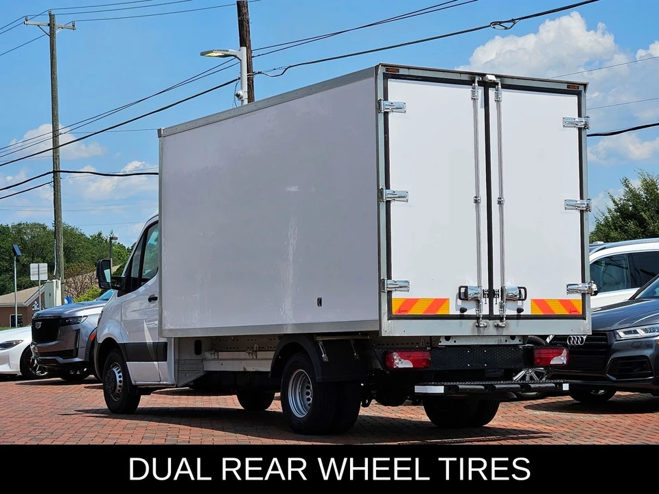 2023 Mercedes-Benz VS30 Sprinter - Image 6 of 21