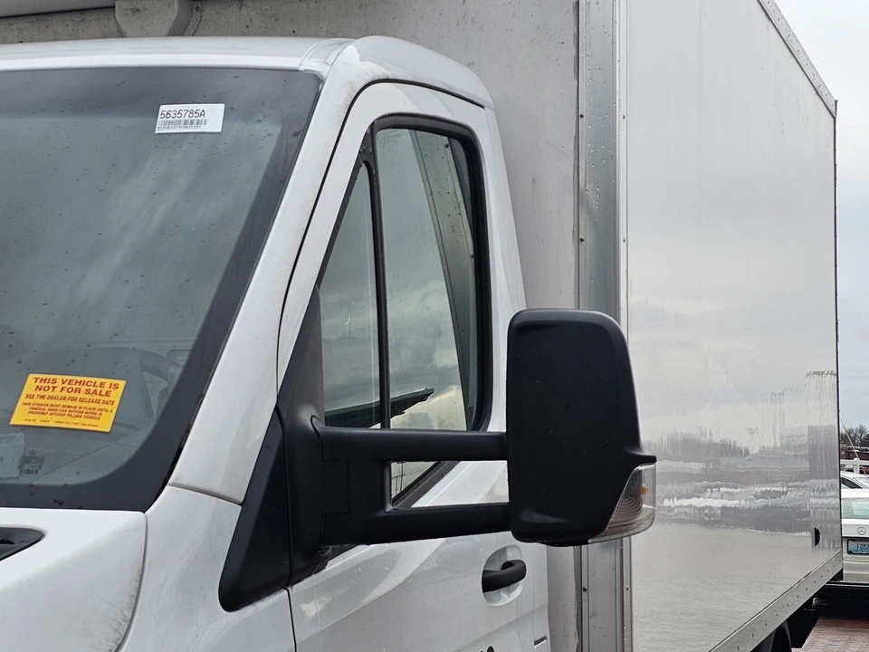2023 Mercedes-Benz VS30 Sprinter - Image 10 of 12