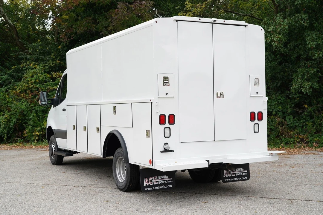2023 Mercedes-Benz VS30 Sprinter - Image 11 of 21