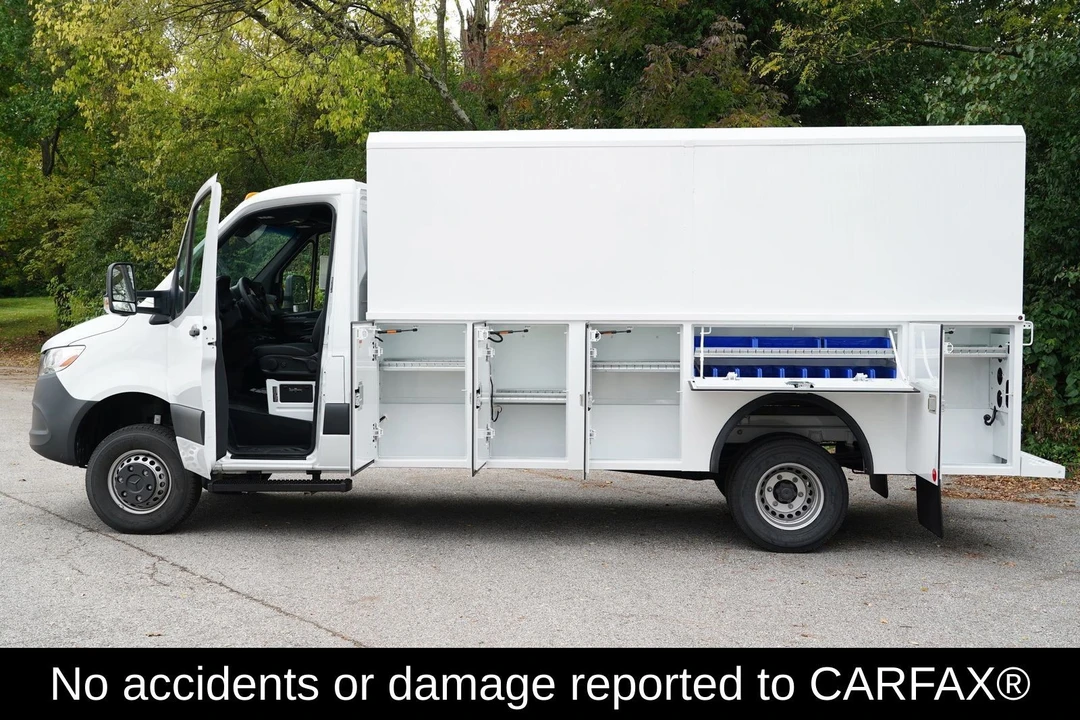 2023 Mercedes-Benz VS30 Sprinter - Image 3 of 21