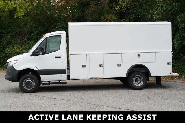 2023 Mercedes-Benz VS30 Sprinter - Image 9 of 12