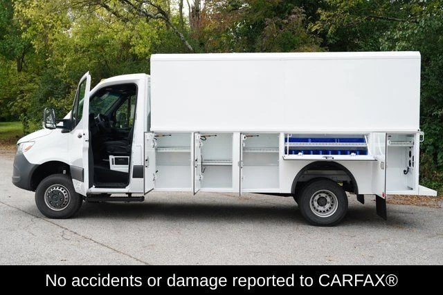 2023 Mercedes-Benz VS30 Sprinter - Image 2 of 12