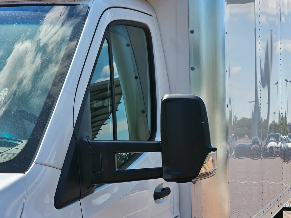 2023 Mercedes-Benz VS30 Sprinter - Image 8 of 12