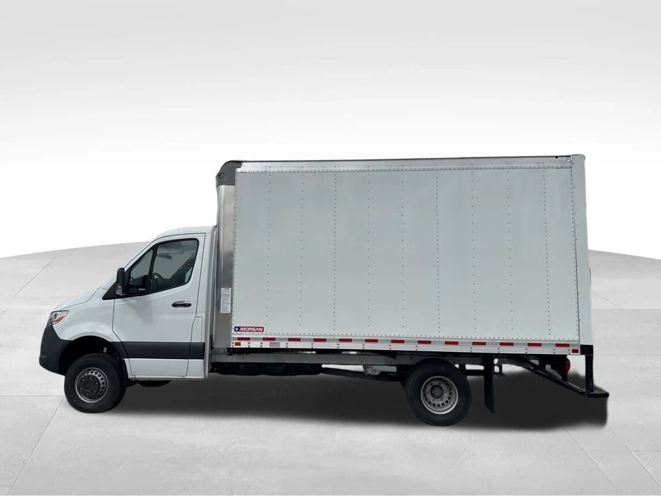 2023 Mercedes-Benz VS30 Sprinter - Image 9 of 12