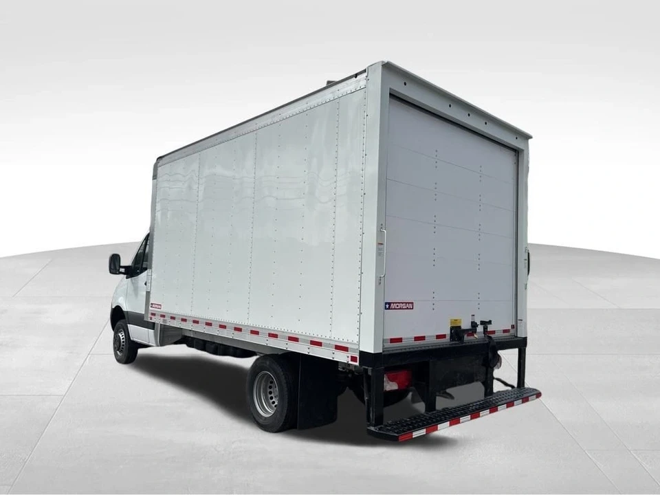 2023 Mercedes-Benz VS30 Sprinter - Image 11 of 12