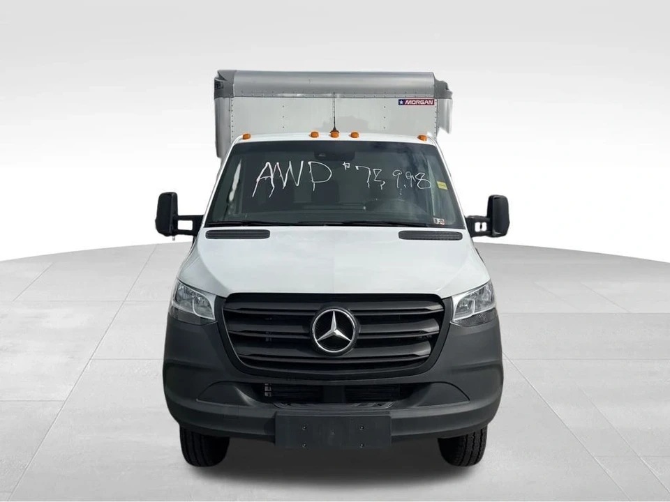 2023 Mercedes-Benz VS30 Sprinter - Image 2 of 12