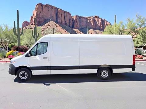2023 Mercedes-Benz Sprinter 3500 Cargo 170 WB