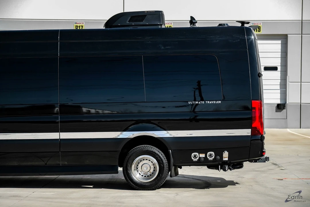 2023 Mercedes-Benz VS30 Sprinter - Image 7 of 12