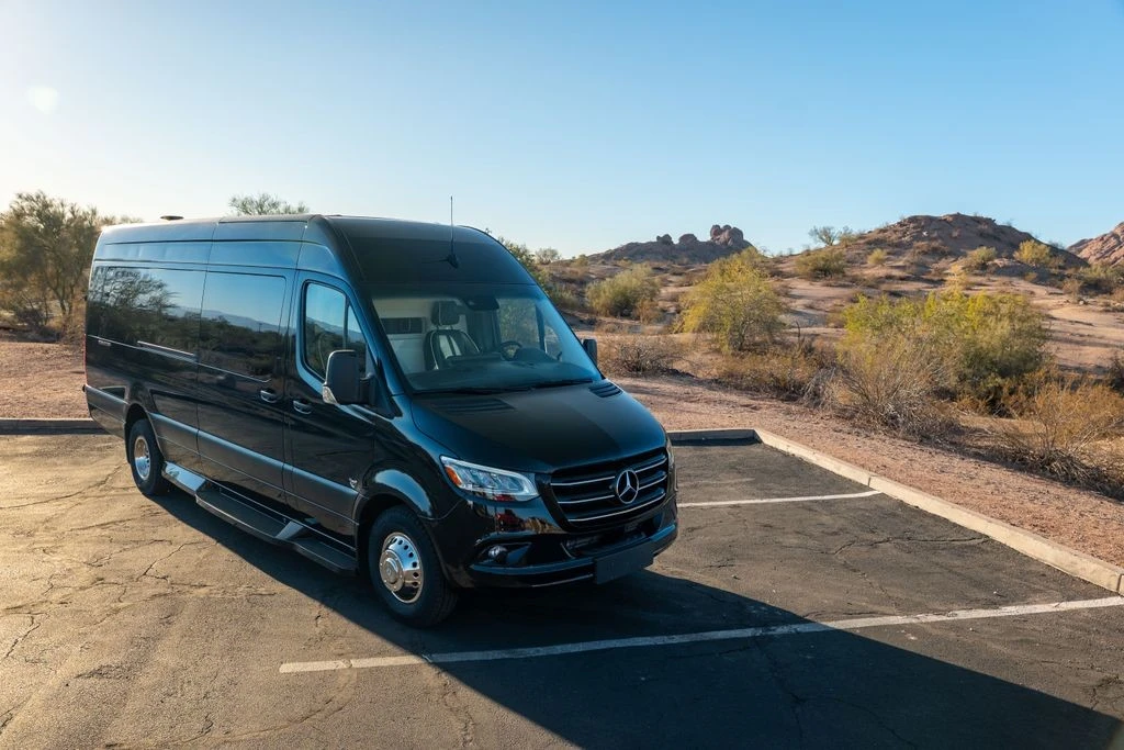 2023 Mercedes-Benz VS30 Sprinter - Image 2 of 13