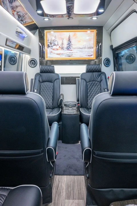 2023 Mercedes-Benz VS30 Sprinter - Image 10 of 13
