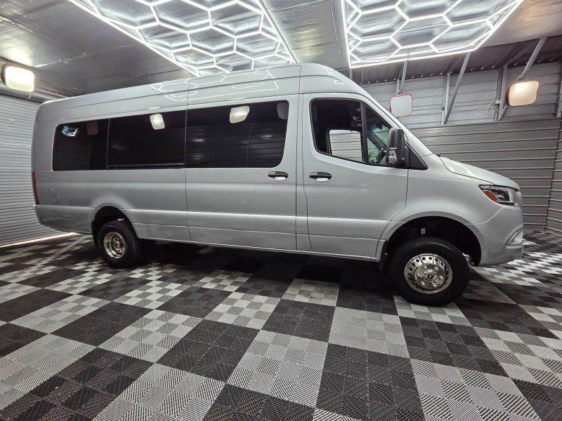 2023 Mercedes-Benz VS30 Sprinter - Image 10 of 20