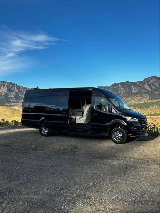 2023 Mercedes-Benz VS30 Sprinter - Image 7 of 17