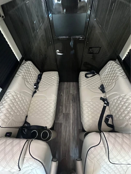 2023 Mercedes-Benz VS30 Sprinter - Image 12 of 17