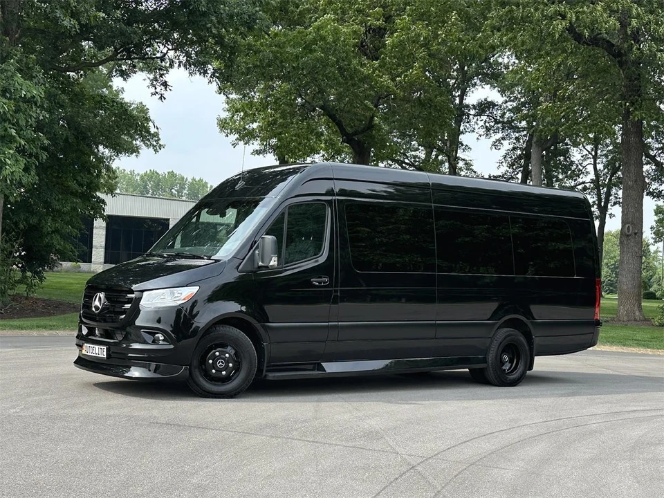 2023 Mercedes-Benz VS30 Sprinter - Image 7 of 11