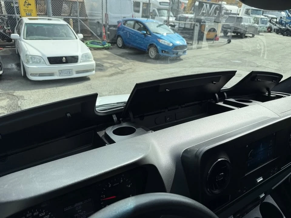 2023 Mercedes-Benz VS30 Sprinter - Image 15 of 20