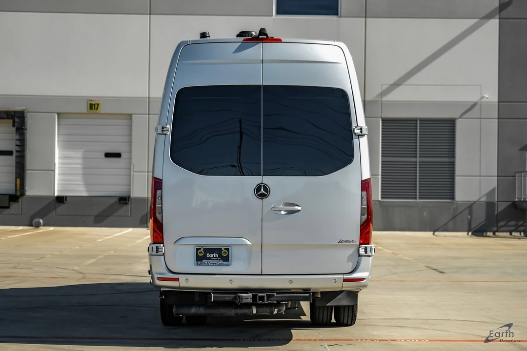 2023 Mercedes-Benz VS30 Sprinter - Image 10 of 12