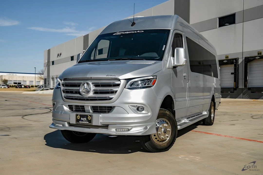 2023 Mercedes-Benz VS30 Sprinter - Image 3 of 12