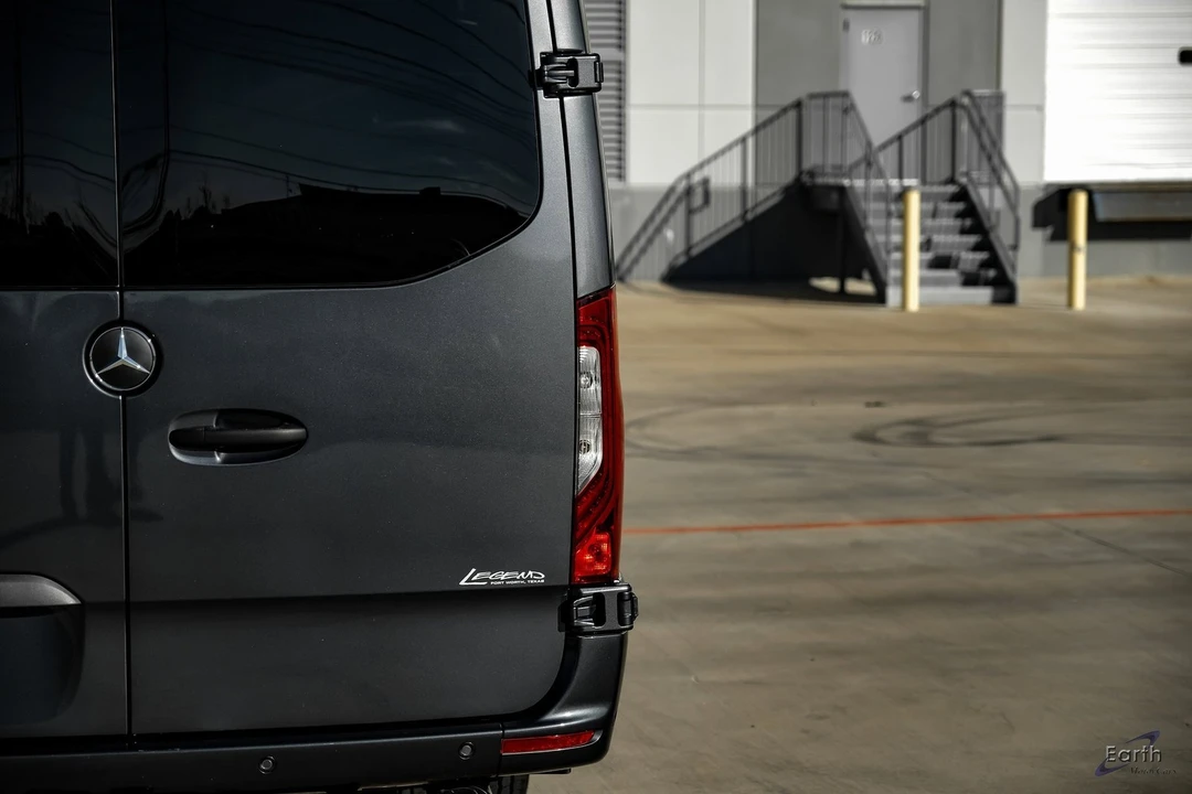 2023 Mercedes-Benz VS30 Sprinter - Image 10 of 12