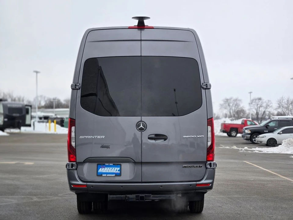 2023 Mercedes-Benz VS30 Sprinter - Image 11 of 12