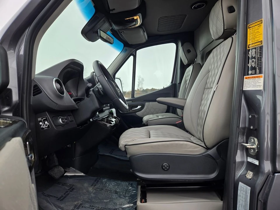 2023 Mercedes-Benz VS30 Sprinter - Image 15 of 21