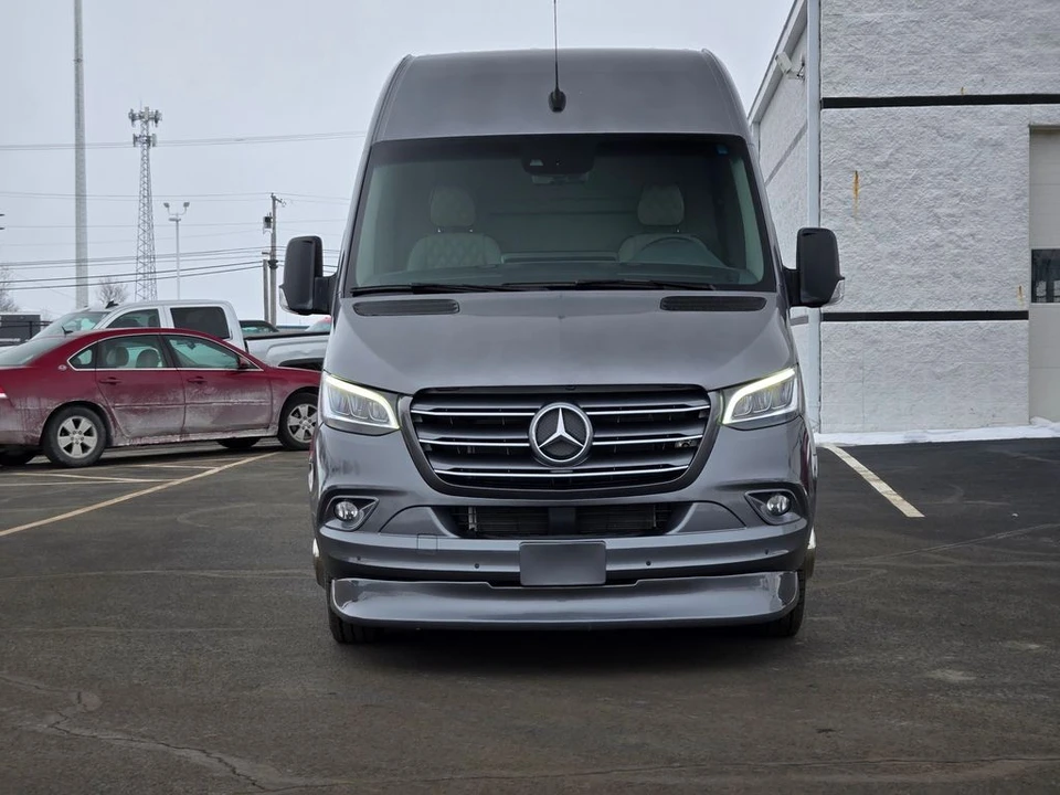 2023 Mercedes-Benz VS30 Sprinter - Image 7 of 12