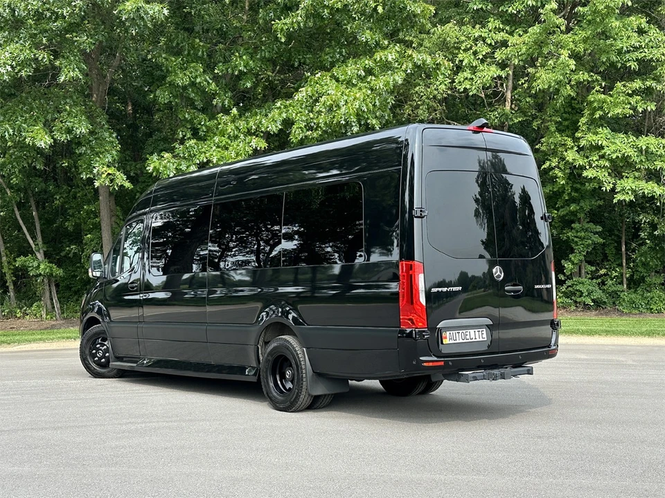 2023 Mercedes-Benz VS30 Sprinter - Image 6 of 11