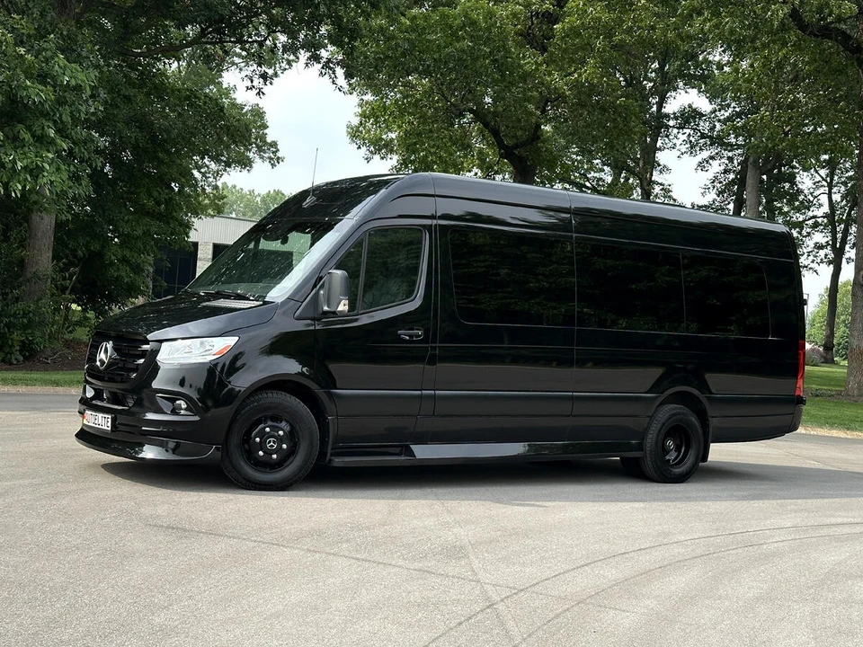2023 Mercedes-Benz VS30 Sprinter - Image 11 of 11