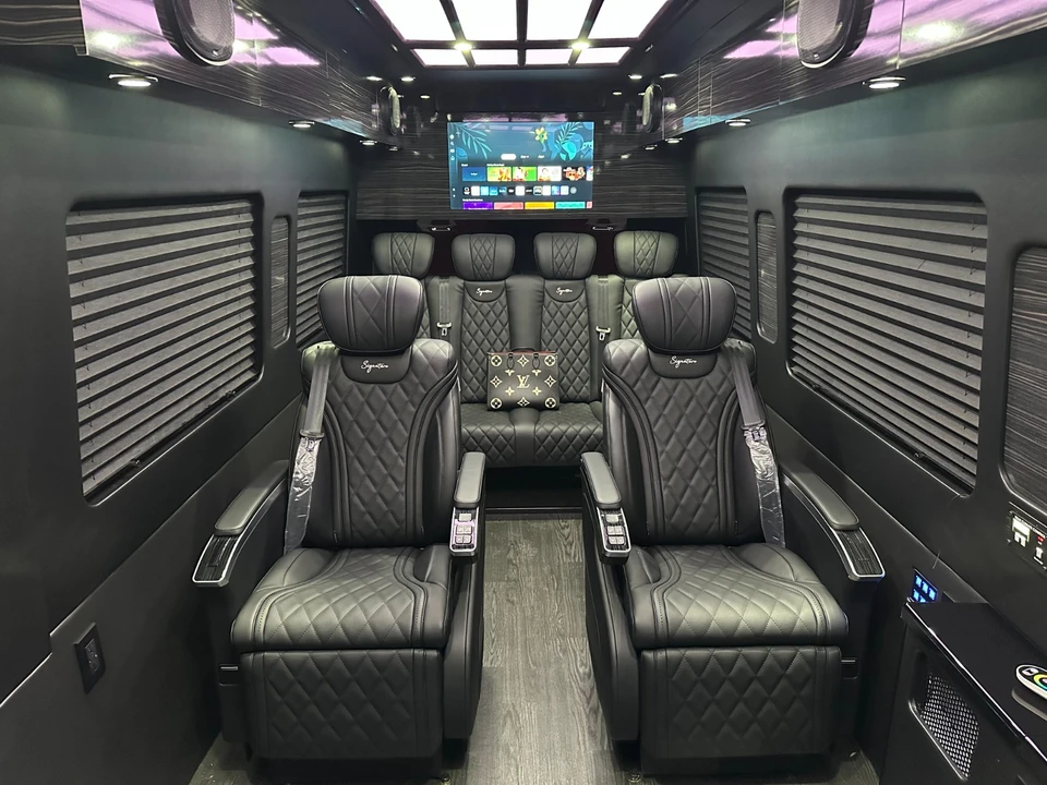 2023 Mercedes-Benz VS30 Sprinter - Image 21 of 21
