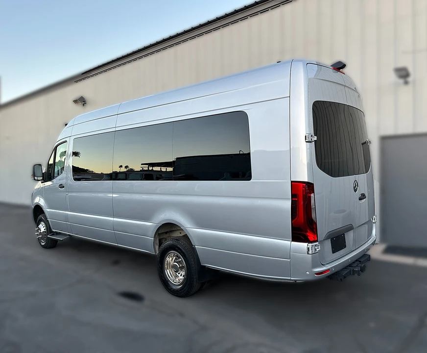 2023 Mercedes-Benz VS30 Sprinter - Image 8 of 21