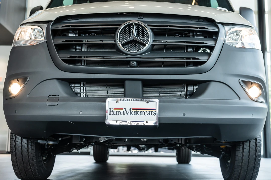 2023 Mercedes-Benz VS30 Sprinter - Image 16 of 31