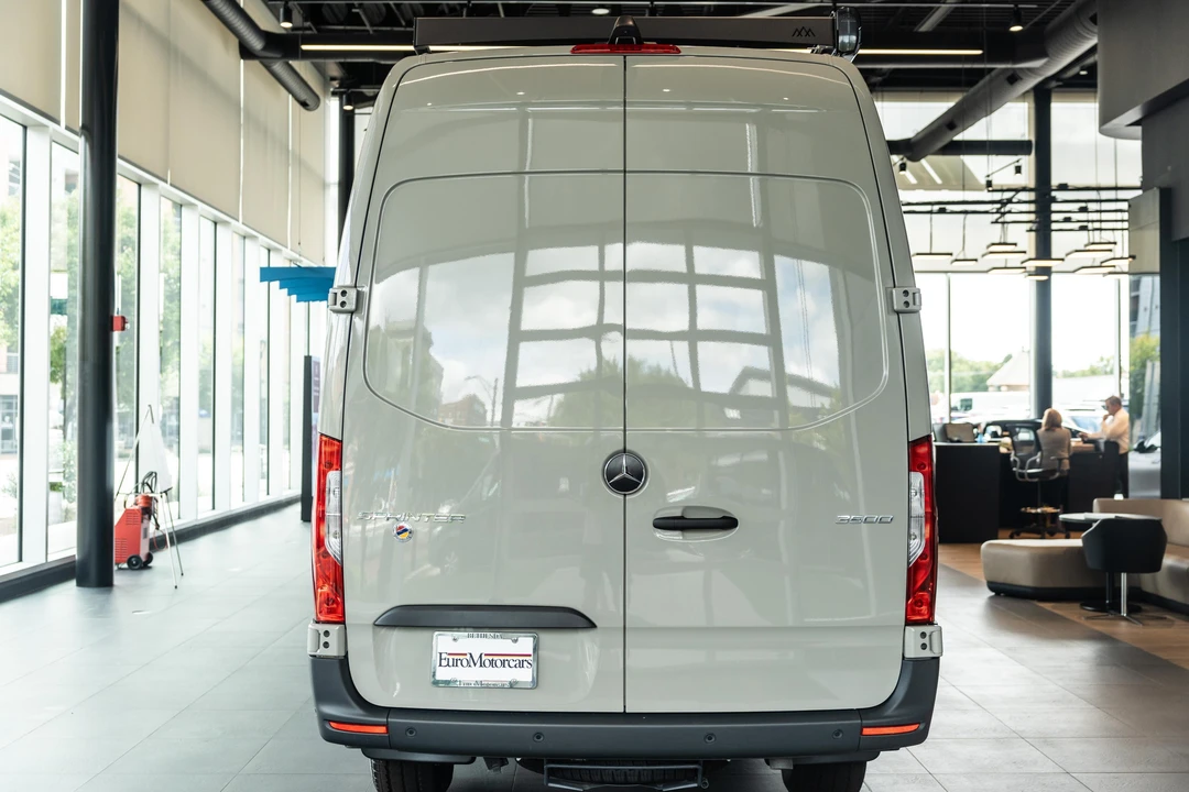 2023 Mercedes-Benz VS30 Sprinter - Image 5 of 31