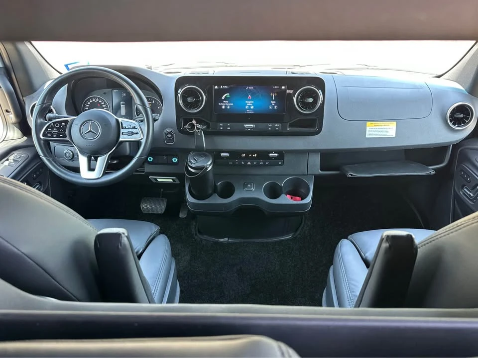 2023 Mercedes-Benz VS30 Sprinter - Image 6 of 14
