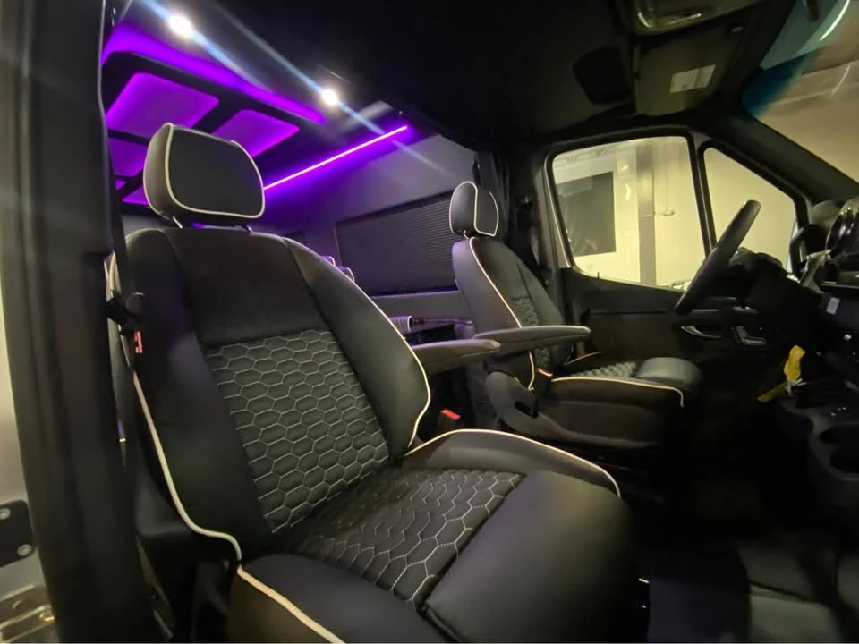 2023 Mercedes-Benz VS30 Sprinter - Image 11 of 19