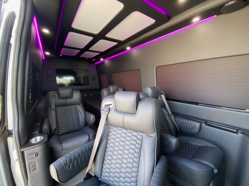 2023 Mercedes-Benz VS30 Sprinter - Image 12 of 20