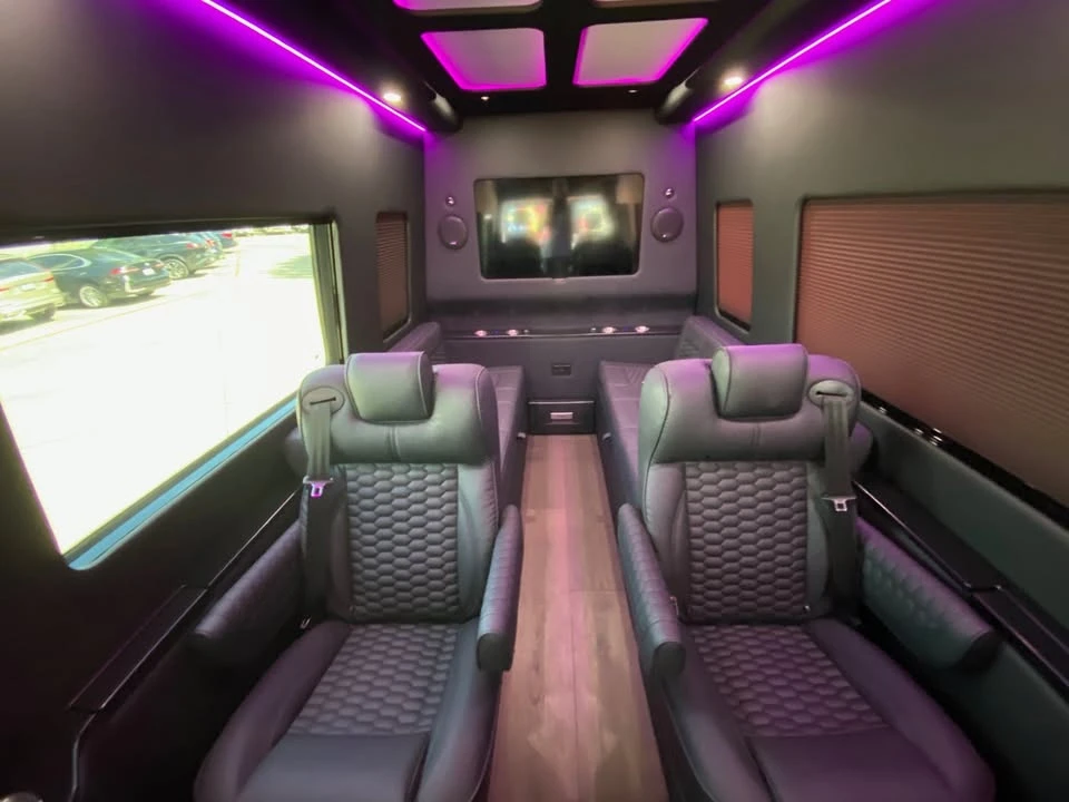 2023 Mercedes-Benz VS30 Sprinter - Image 6 of 20